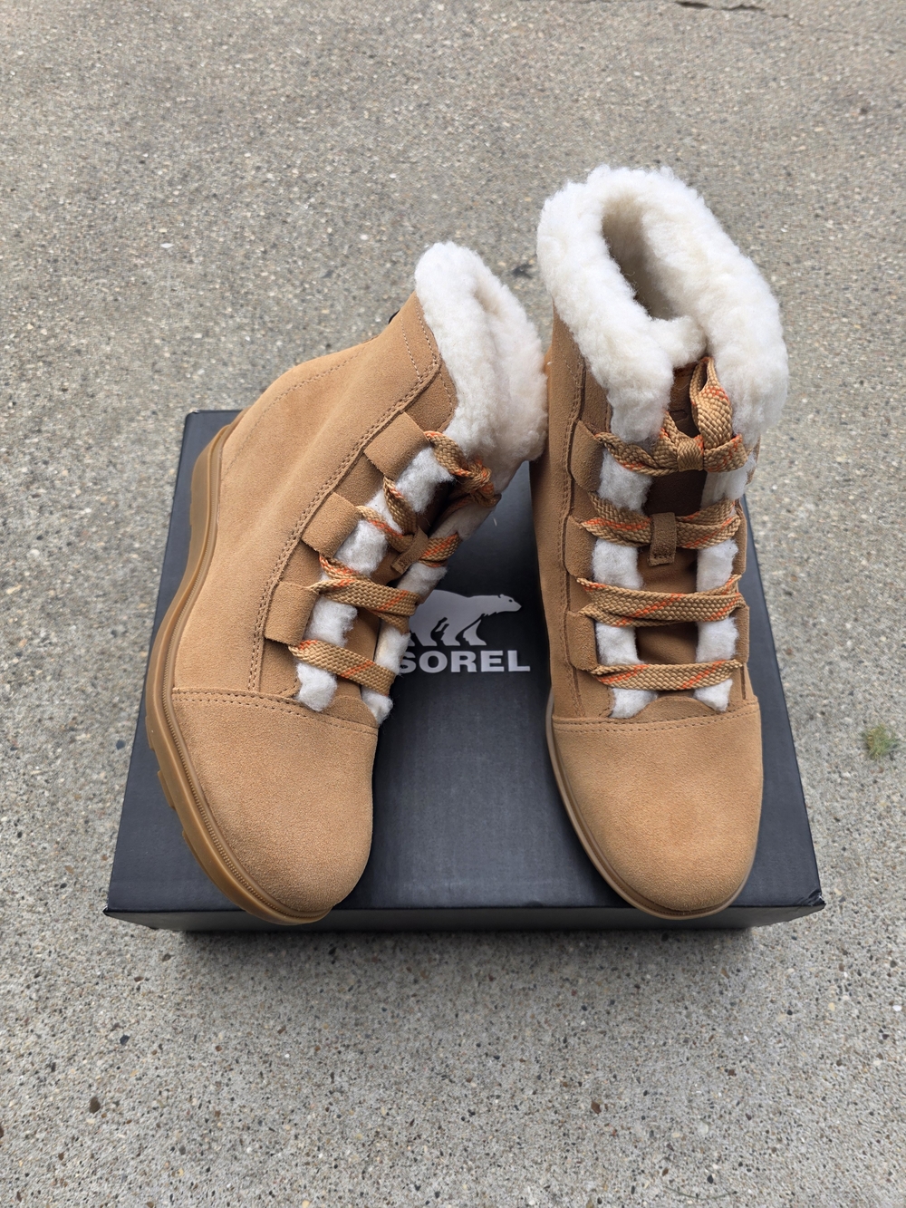 Sorel Evie Cozy  Waterproof  Boot Women Size 9